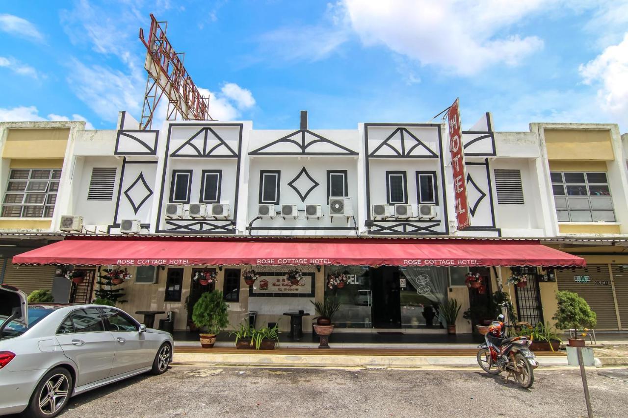 Rose Cottage Hotel Taman Daya Johor Bahru Exterior foto